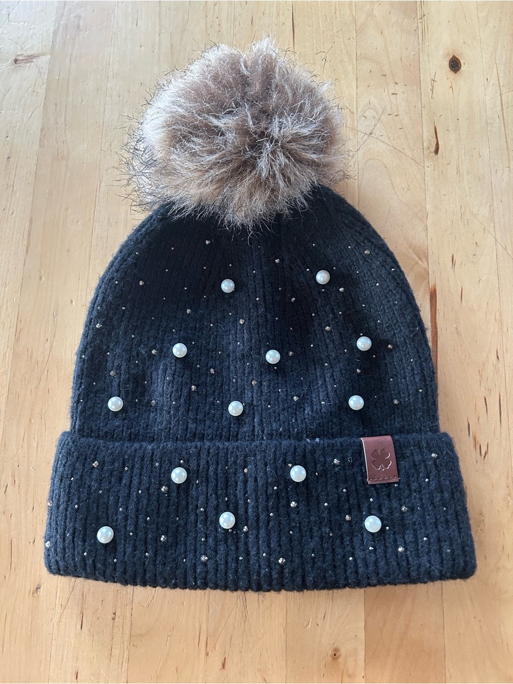 Lucky Brand Black Pearl Embellished Beanie Faux Fur Pom Knit Hat One Size
